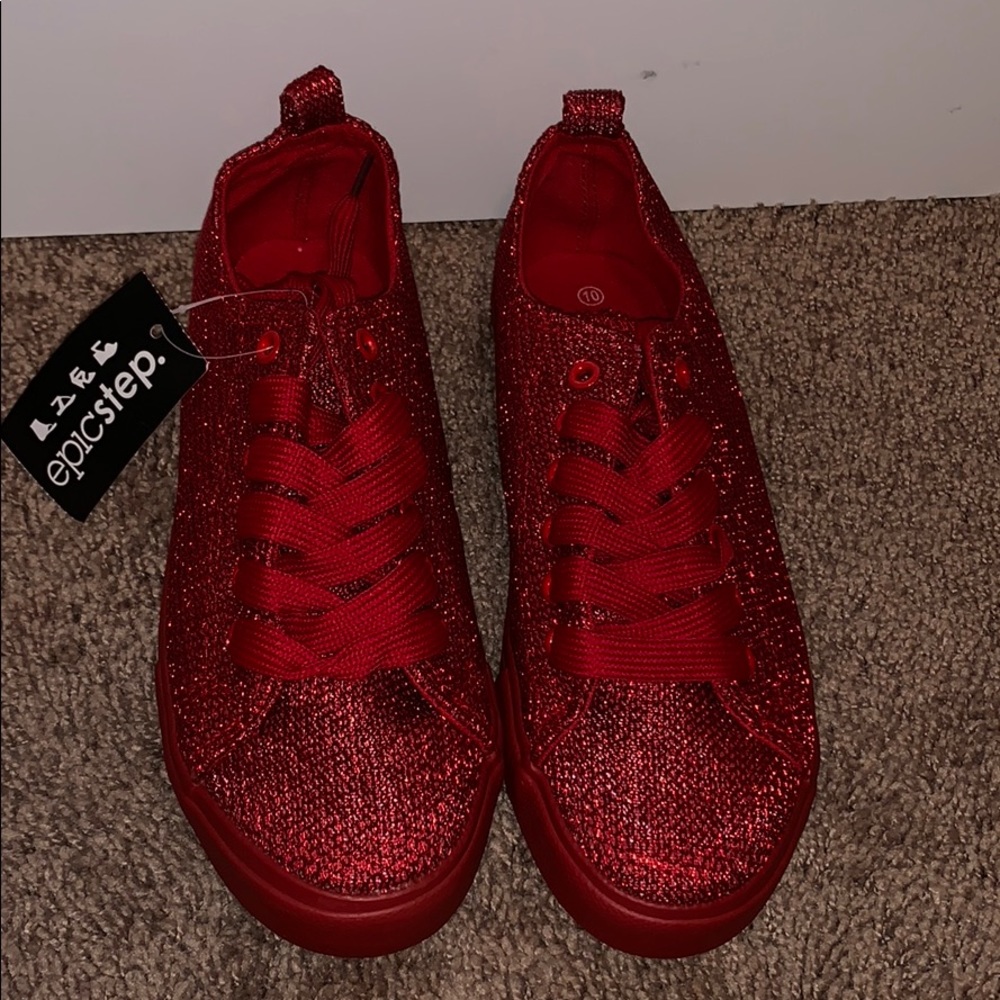 Sparkly red shoes